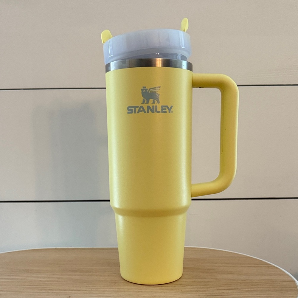 Stanley 30 oz Quencher